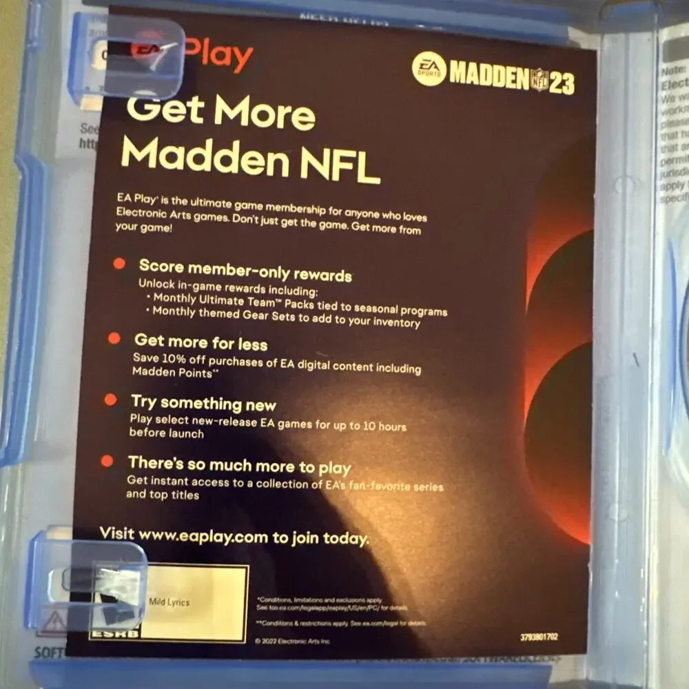 EA SPORTS Madden NFL 23 (PS4) 2022 Multiplayer E-Everyone